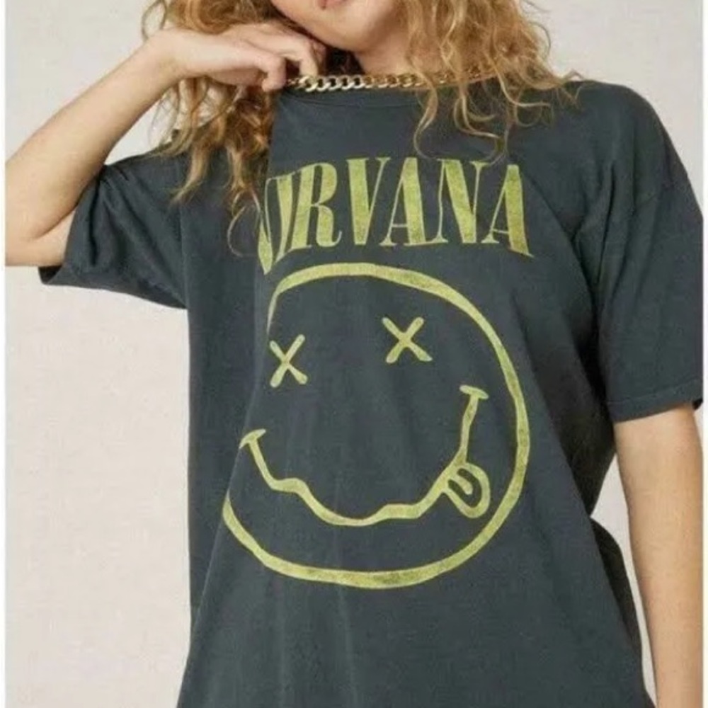 UO Oversized Nirvana Graphic Tee - Washed Black